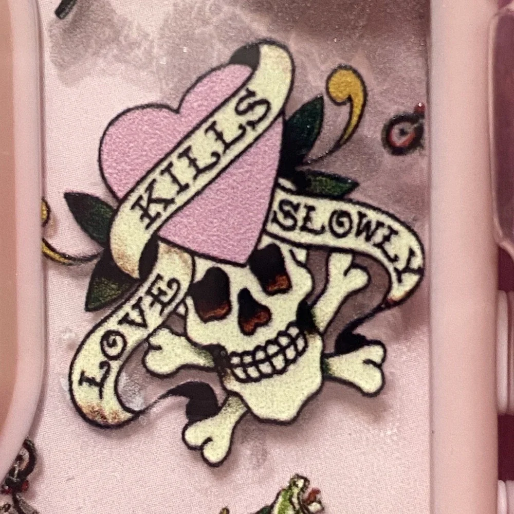 Ed‎ Hardy Love Kills Slowly Tattoo Phone Case iPhone 16 Pro MagSafe Y2K Pink NWT